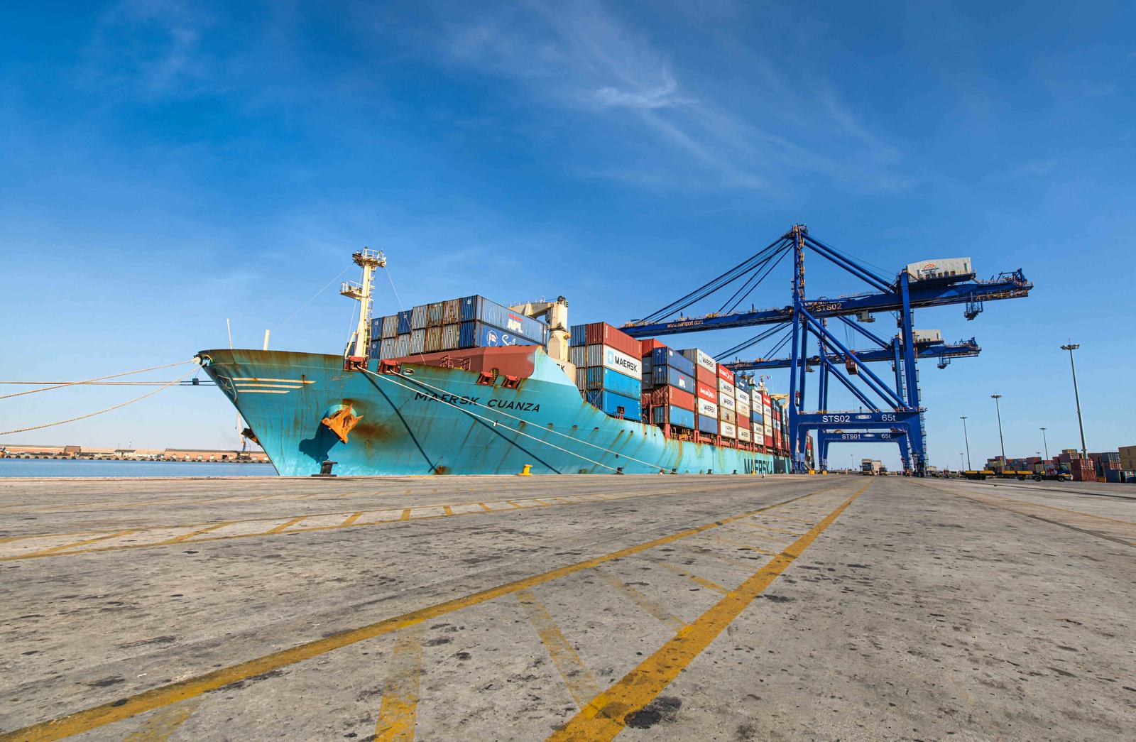 Ship-to-shore cranes at Walvis Bay